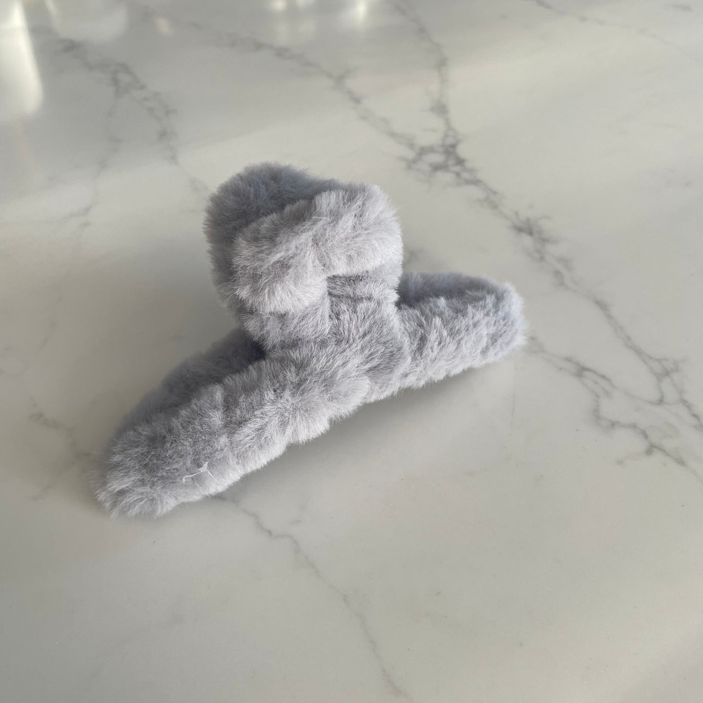 Fluffy Claw Clip (large)